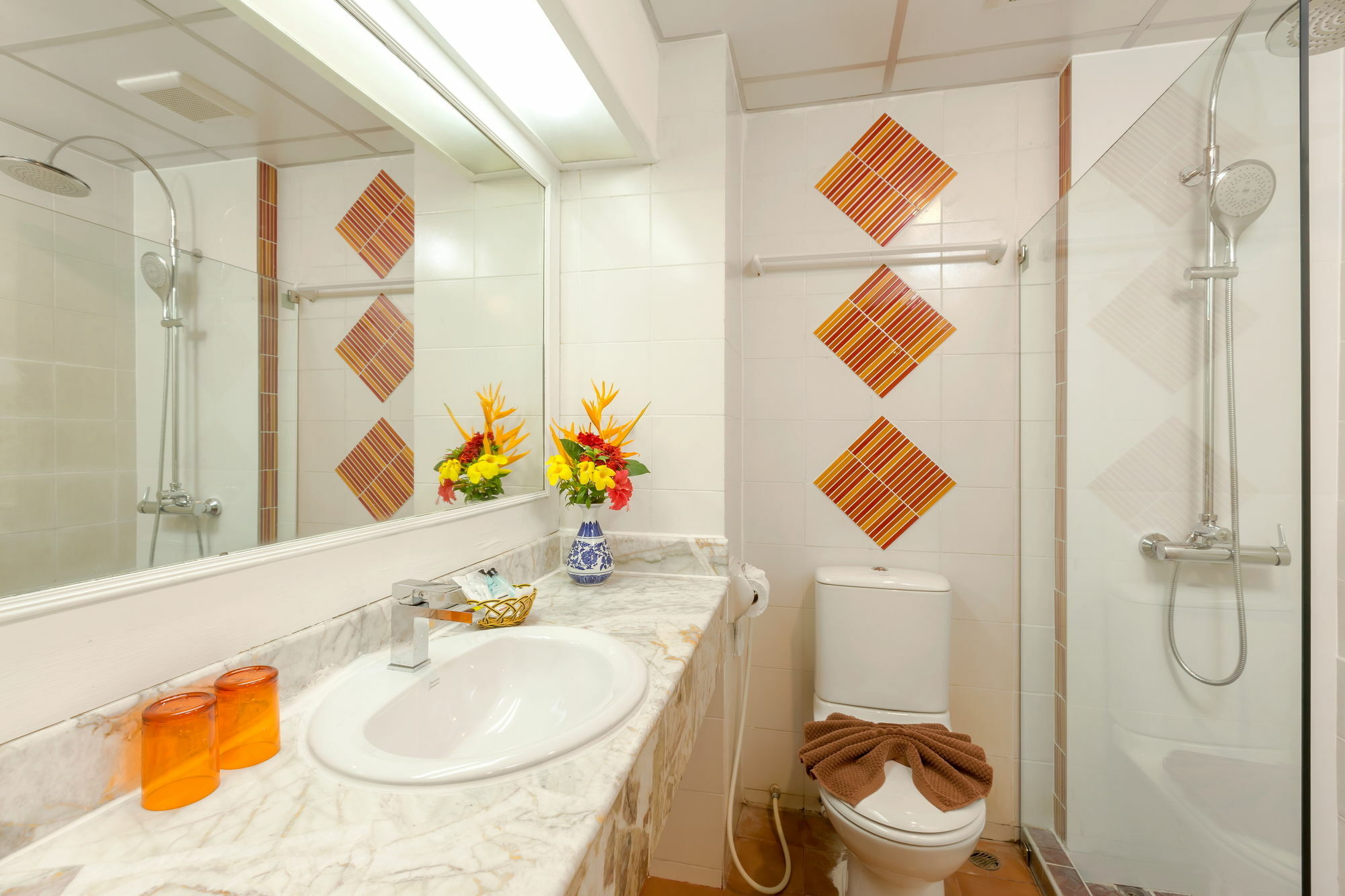 Patong 7Days Premium Hotel Phuket Exterior photo